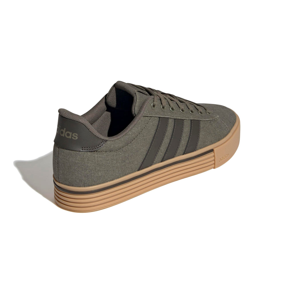 adidas Men's Daily 4.0, Olive Strata/Shadow Olive/Gum, 10.5
