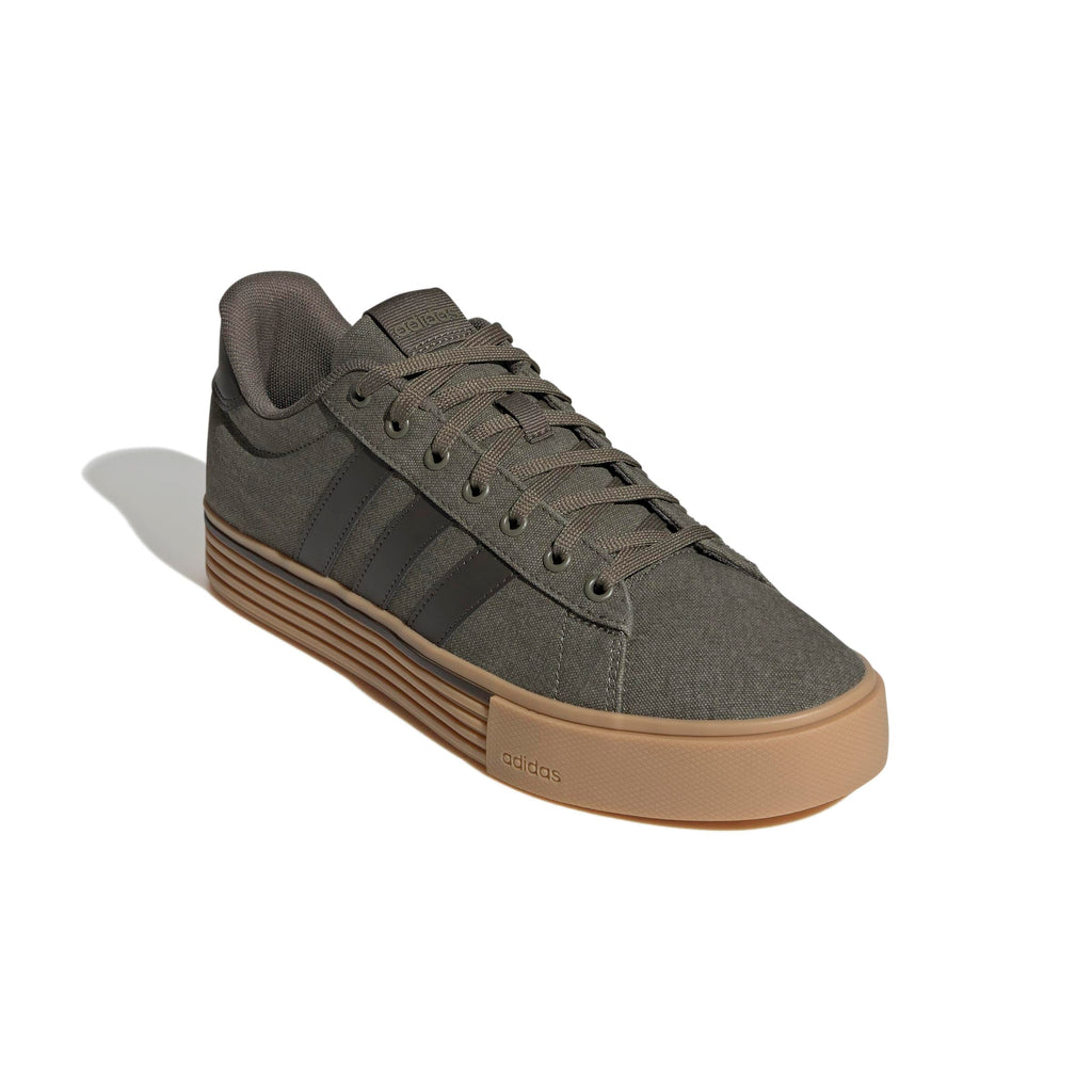 adidas Men's Daily 4.0, Olive Strata/Shadow Olive/Gum, 10.5