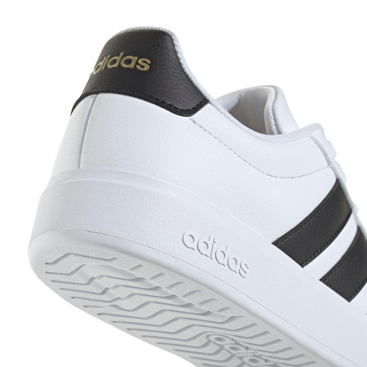 adidas Men's Streetalk, White/Black/Gold Metallic, 10.5