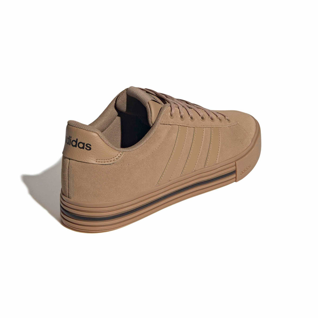 adidas Unisex-Adult Daily 4.0, Cardboard/Gum/Black, 10.5